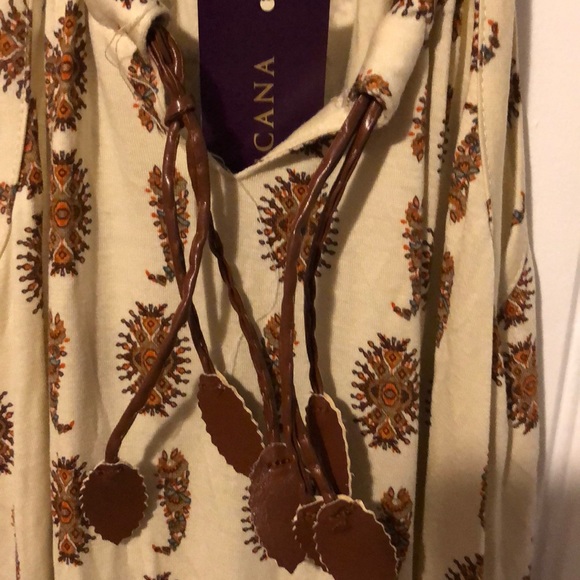 Adorable small size romper nwr - Picture 3 of 9